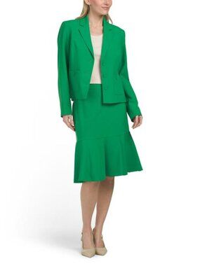 LE SUIT 2pc 3 Button Jacket And Flounce Skirt Suit